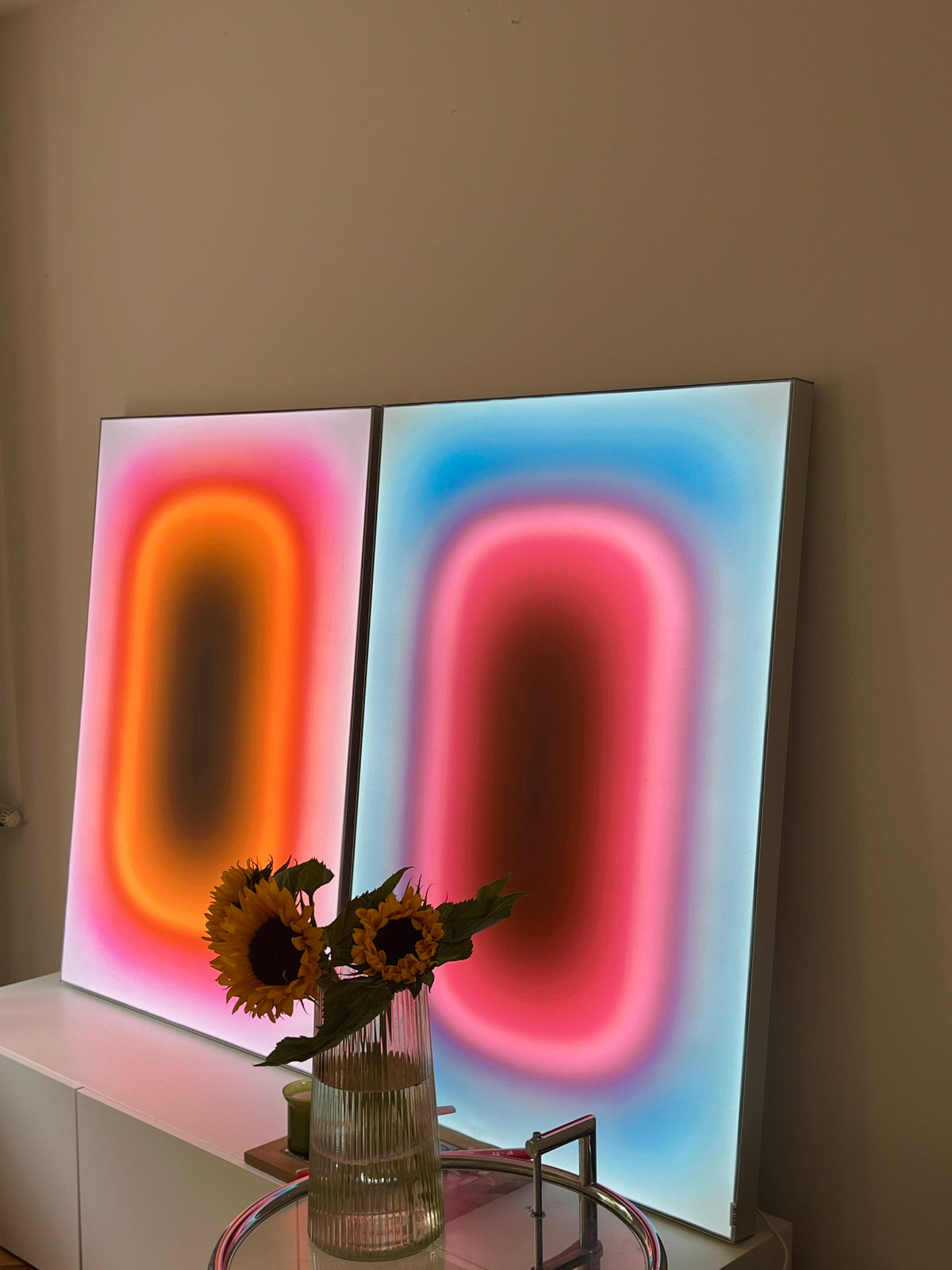 ORANGE PILL & PINK PILL | 84x120 cm — LIGHTBOX by Luis West, two pieces side by side