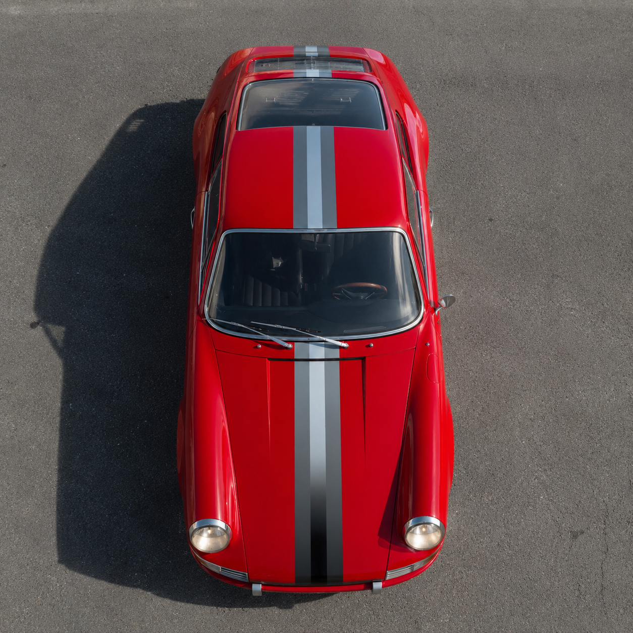 Red livery concept by Luis West for the Lionspeed Classic Porsche 911 of the first series